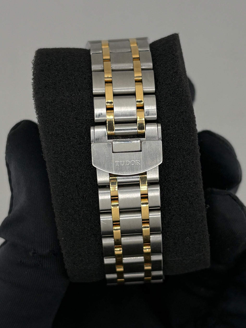 Tudor Royal