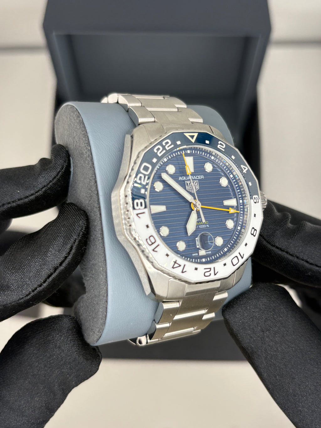 Tag Heuer Aquaracer GMT automatic