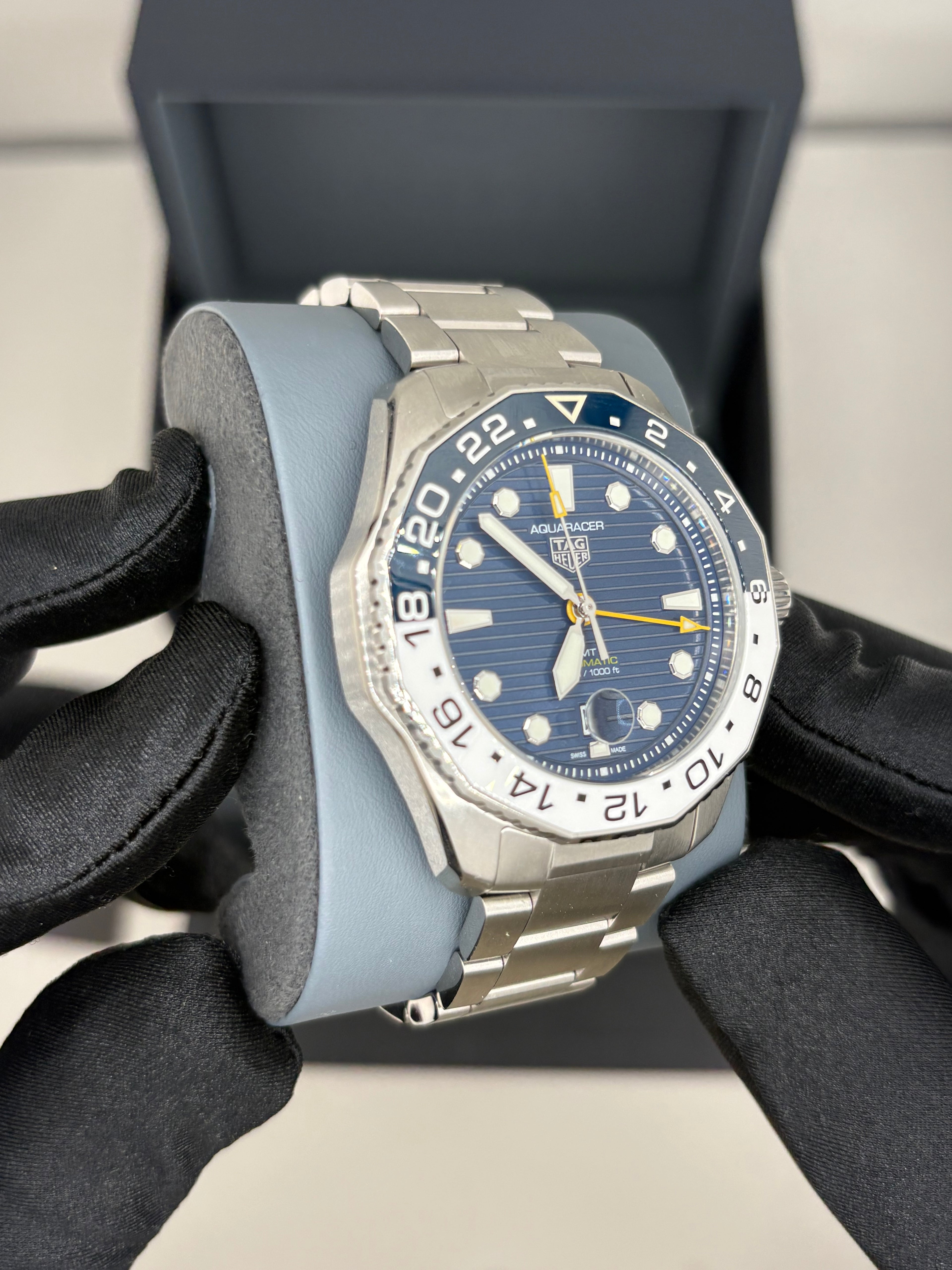 Tag Heuer Aquaracer GMT automatic