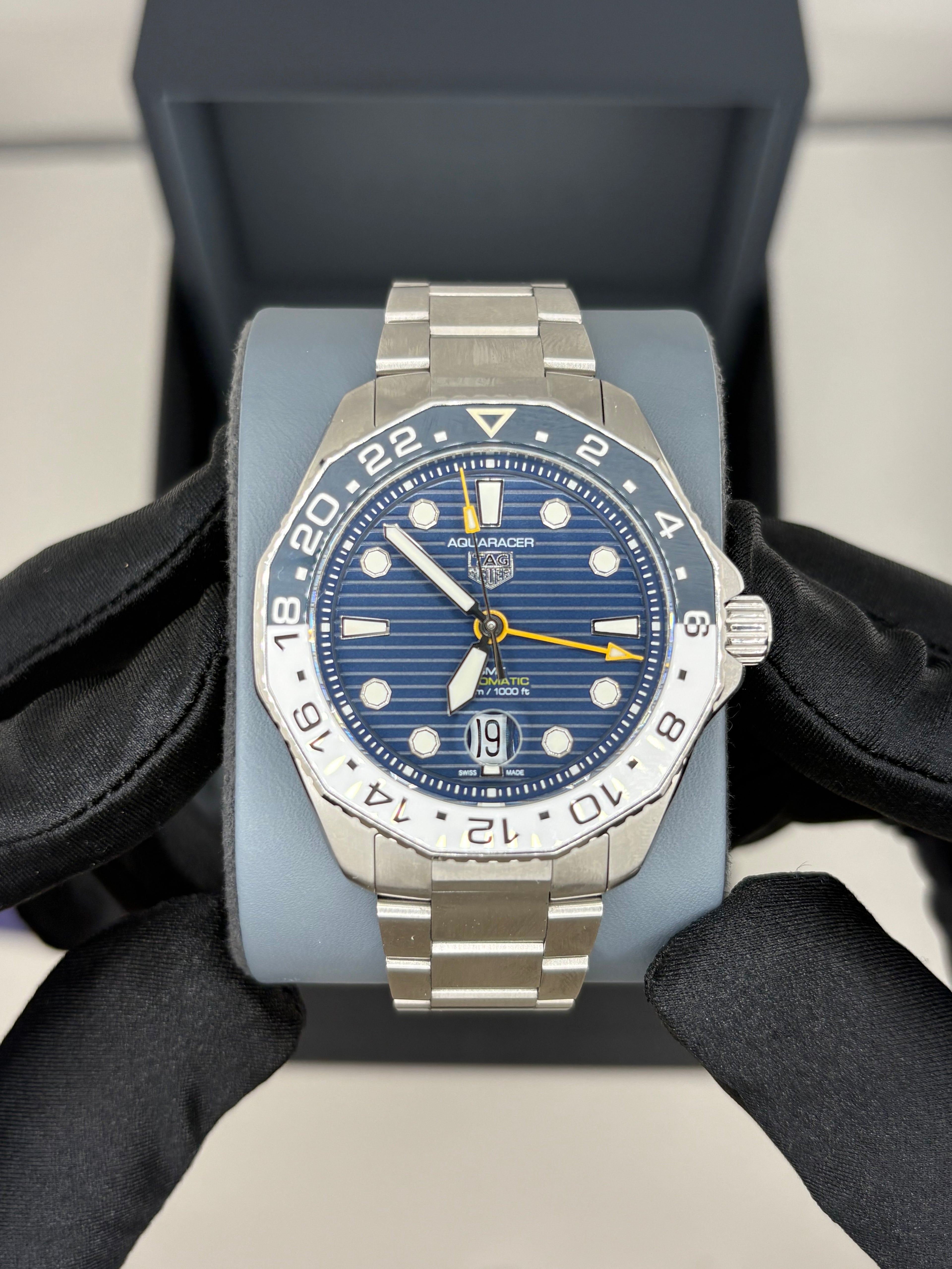 Tag Heuer Aquaracer GMT automatic