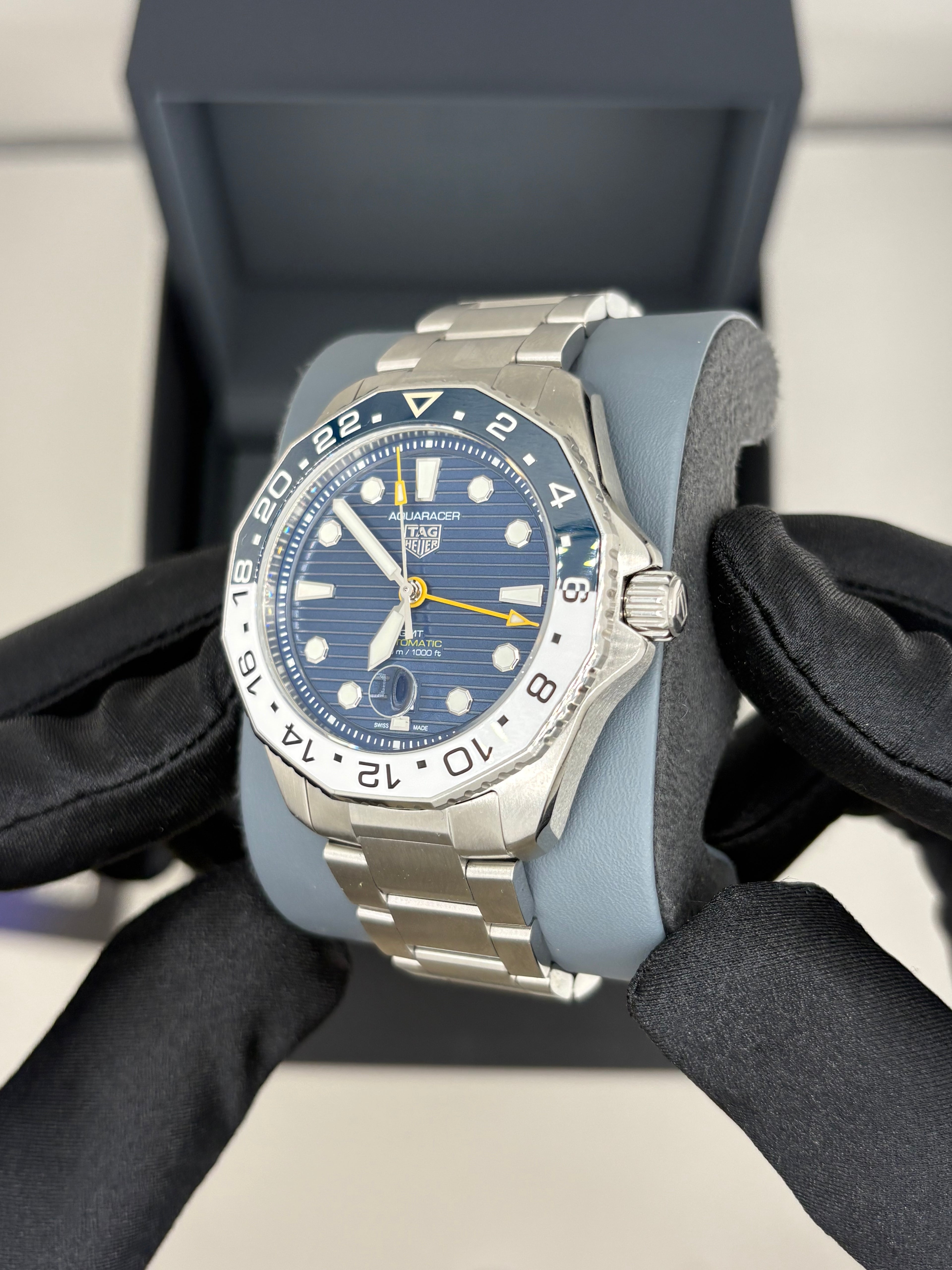 Tag Heuer Aquaracer GMT automatic
