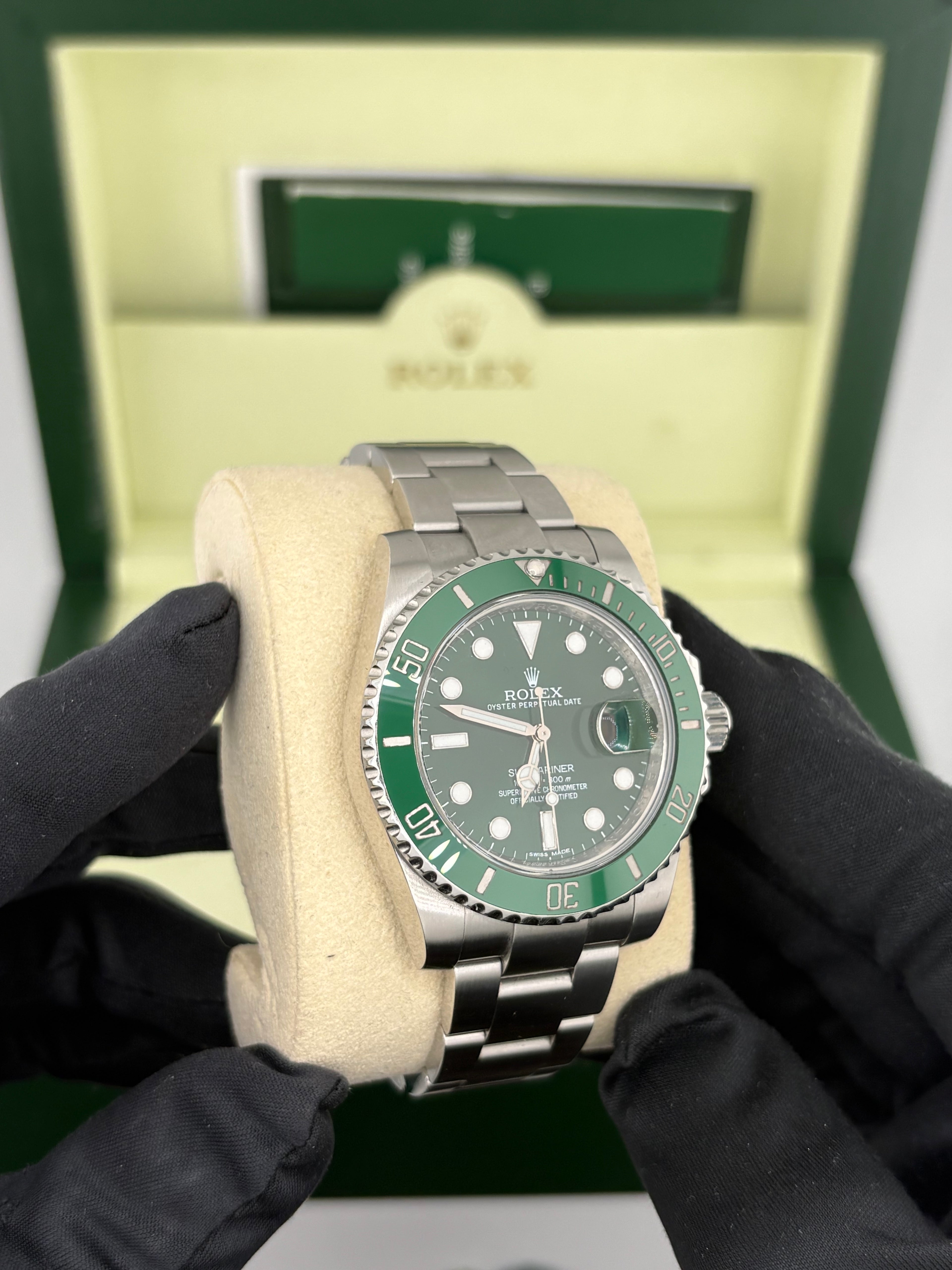 Rolex Submariner "HULK"