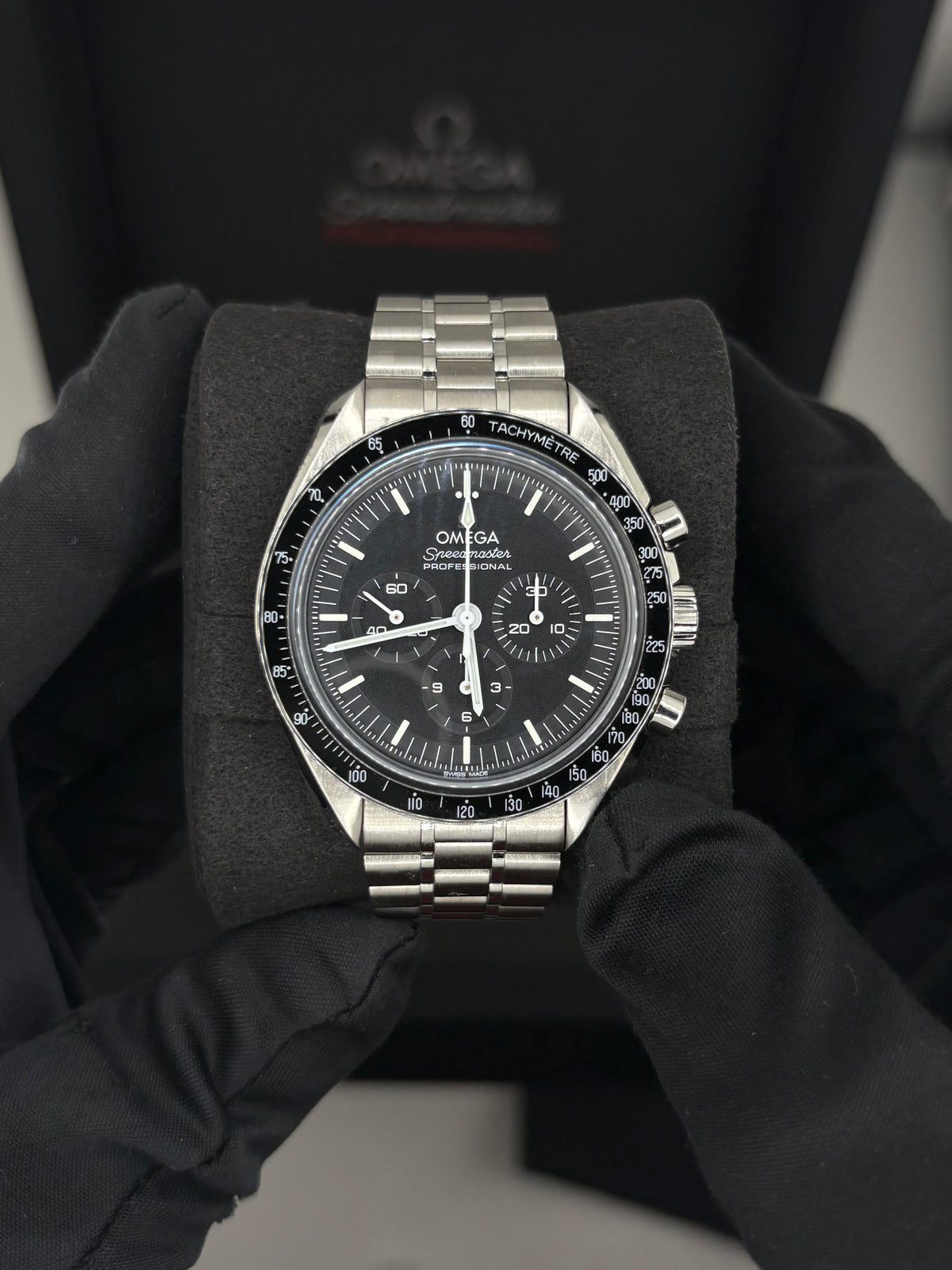 Omega Speedmaster Moonwatch